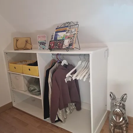 A La Campagne Proche De Honfleur * Saint-Gatien-des-Bois